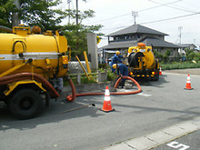 側溝・水路堆積汚泥浚渫工事